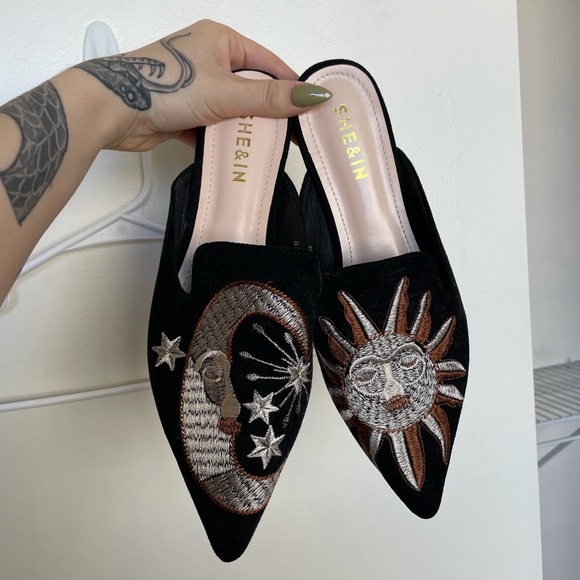 SHEIN Shoes - Flats